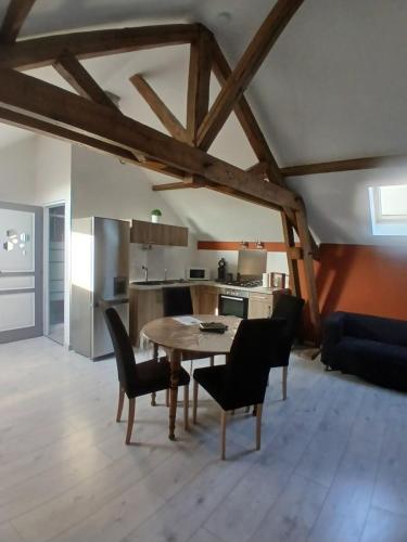 virtuve, Le gîte du Château d'eau - Larouillies (Le gite du Chateau d'eau - Larouillies) in Larouillies