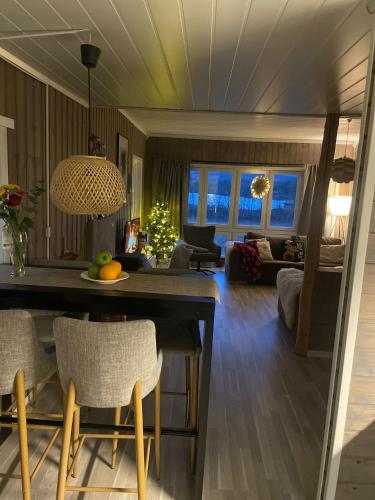 廚房, Cosy cabin in North-Norway, Nearby Senja. in 瑟雷薩