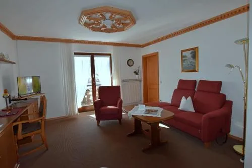 Gästehaus Bergfrieden, Ferienwohnung Susanne in Bayersoien, Deutschland