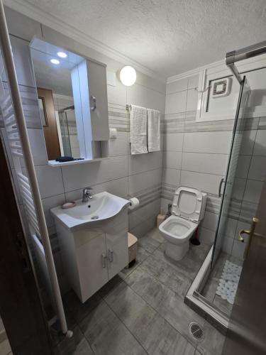 화장실, Jimmy's House in 모우자키온