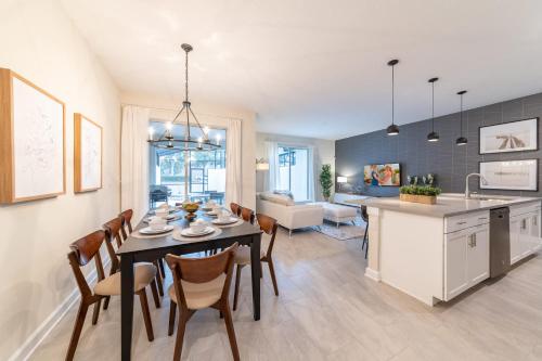 Beautiful Storey Lake Retreat Minutes from Disney in Kissimmee, USA