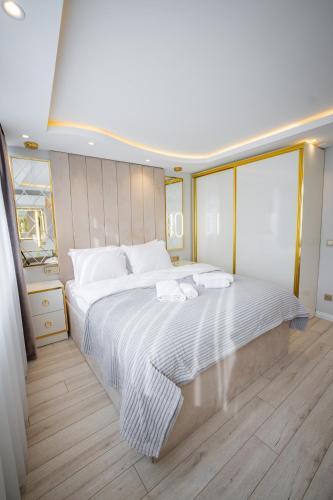 ISTANBUL SUITE 3