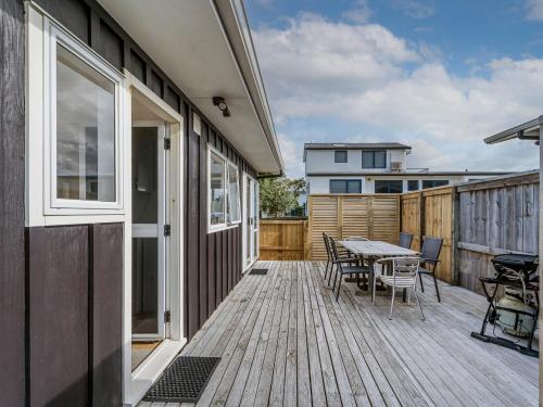Utvendig, Retreat by the Beach - Pauanui Holiday Home in Pauanui