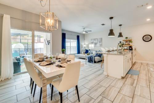 Resort Retreat with Lanai and Games 10 Mi to Disney! in Davenport, USA