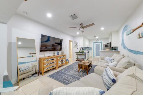 3 Mi to Beach Pet-Friendly Fort Lauderdale Home! in Fort Lauderdale, USA