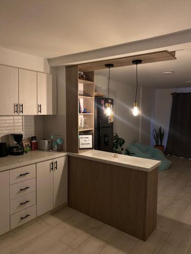 Comfy double bedroom with Netflix and Coffee