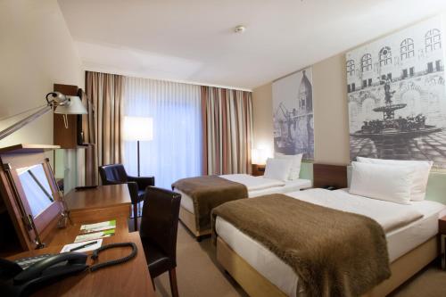 Lindner Hotel Am Michel - image 2