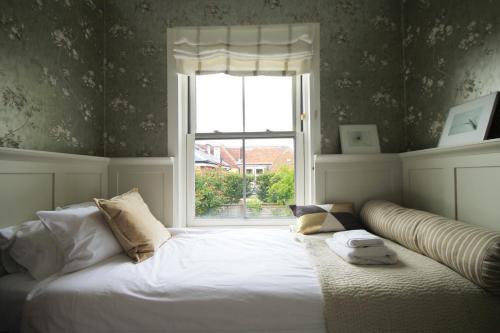 Designer's Town House - image 4