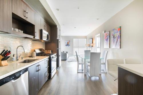 DTLA 2BR New Modern Condo in Los Angeles, USA