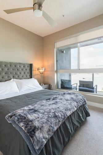 2BR DTLA Prime Modern Luxury Condominuim in Los Angeles, USA