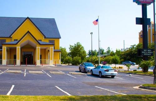Country Hearth Inn-Union City – Union City, GA