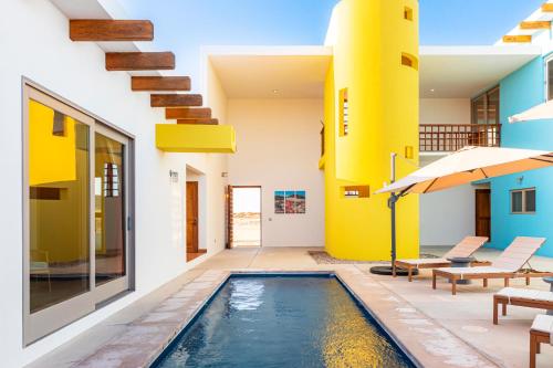 Beachfront Community - Villa 8 Guests in La Ribera, Mexico
