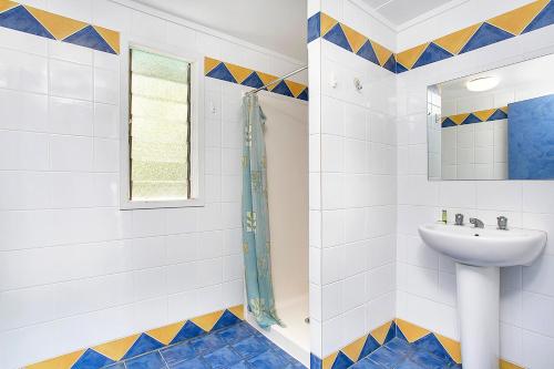 Caravella Backpackers Room Type - Superior Double/Twin Room with Private Bathroom