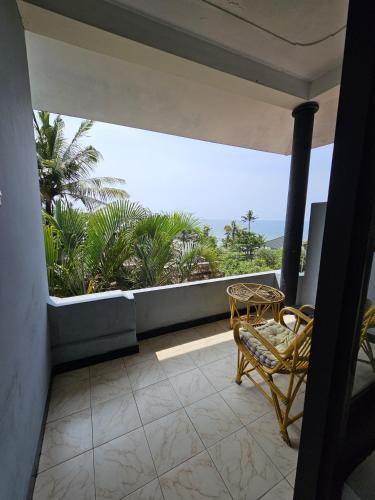 1000 négyzetméteres, 3 hálószobás Apartman 4 fürdőszobával Edava területén (East West Beach Resorts ) in Varkala