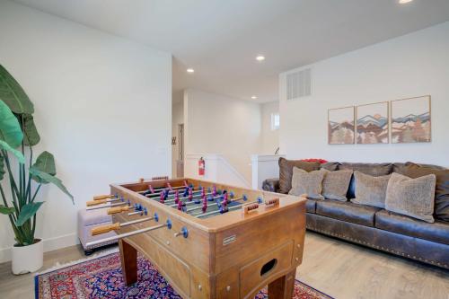 Spacious 3BR Home - Perfect Belgrade Getaway in Belgrade, USA