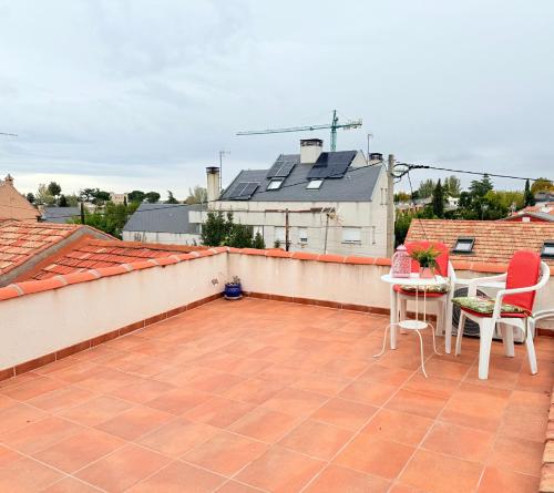 Erkély/terasz, Rosa Rooms, Habitación con baño privado (Rosa Rooms, Habitacion con bano privado) in Pozuelo De Alarcon