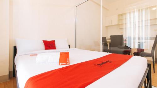 RedDoorz Plus at Alpina Heights Paranaque, Manila (fotografie 3)