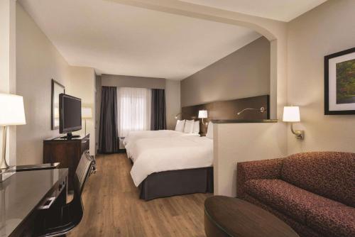 Radisson Hotel & Conference Center Rockford in Rockford, USA