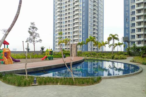 Minimalist and Comfort Studio Podomoro City Deli Medan Apartment By Travelio - image 3