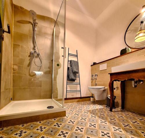 pancuran, Studio Piccola in Monheim