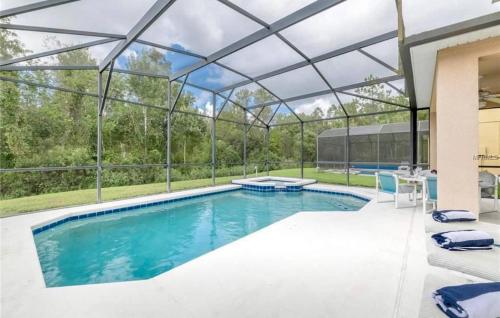 Book Now Disney and Theme Parks Days, Poolside Family Villa Awaits in Davenport, USA