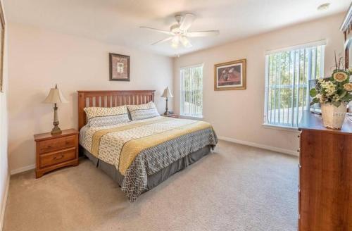 Book Now Disney and Theme Parks Days, Poolside Family Villa Awaits in Davenport, USA