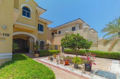 Private Pool & Direct Beach Access-4BDR Villa, Dubaj (fotografie 3)