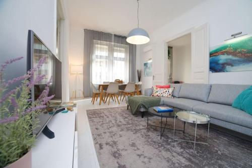 Spacious Apartment nearby Parliament, Budapest