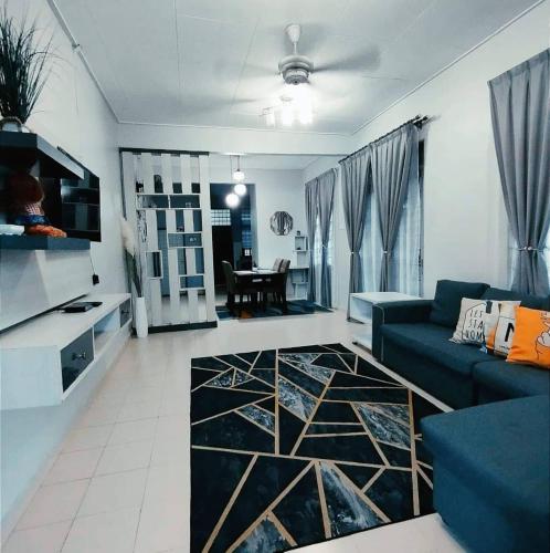 Puteh House Kemaman in Bukit Mentok