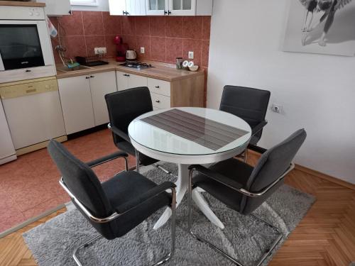 Stan u maslinama Stan u maslinama