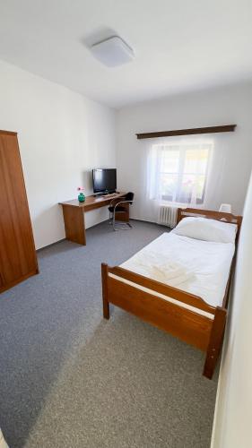 1 twin bed