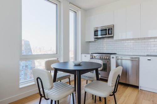Blueground Lower East Side 2bd apartment NYC-1604 in New York, USA