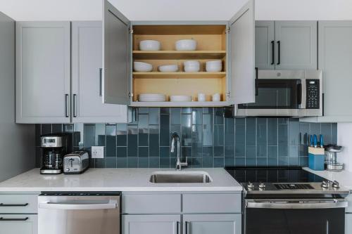 Blueground Dorchester studio apartment BOS-1120 in Boston, USA