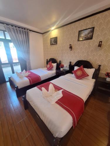 Superior Twin Room image 9