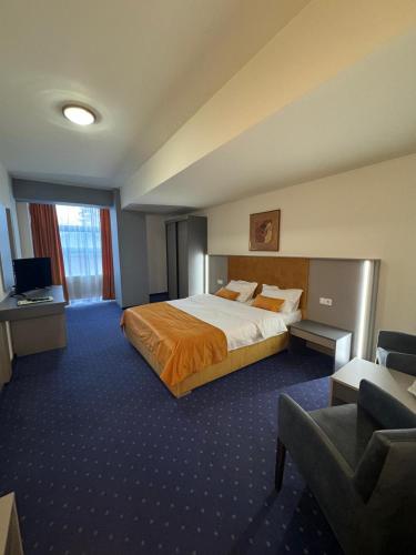 Hotel Yaky Center - image 4