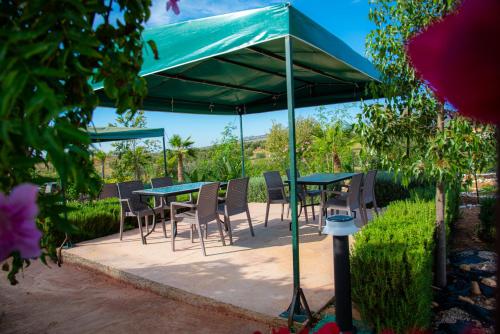 ระเบียง/ชานเรือน, Ferme d'hôtes Bladna Garden (Ferme d'hotes Bladna Garden) in มัวเลย์ไอดริสส์