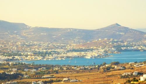 bnb La Casa dei Gatti Paros in โครทีรี