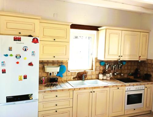 bnb La Casa dei Gatti Paros in โครทีรี