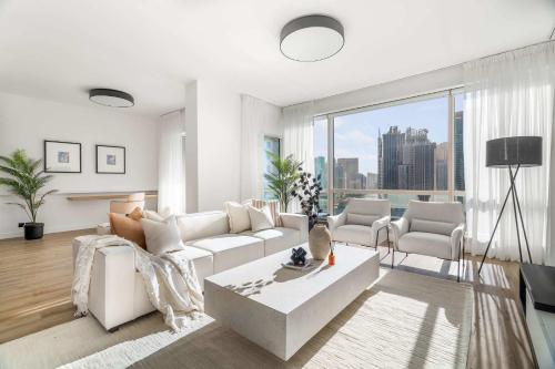 Silkhaus Chic 3BDR & maid room in Dubai Marina, Dubai