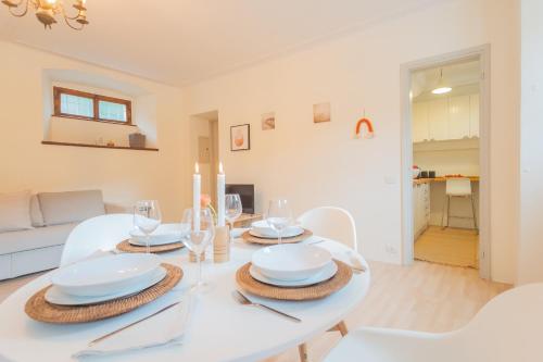 Facilities, La Piazza di Cernobbio in Cernobbio