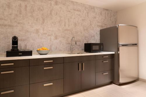 Konyha, JW Marriott Los Angeles L.A. LIVE near Staples Központ