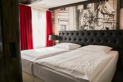Hotel im Haus zur Hanse 3.6km von EDEKA Frerichs entfernt