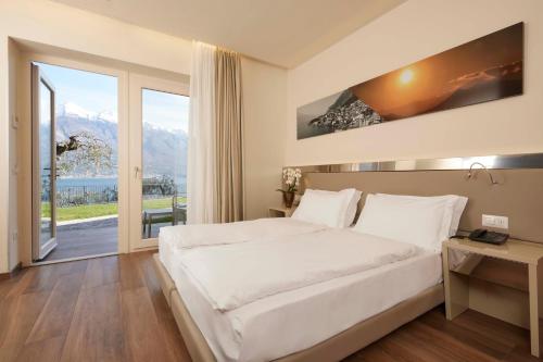 2 twin beds