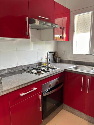 кухня, Superbe appartement au centre de Cabo Negro en résidence avec piscines et tobogan (Superbe appartement au centre de Cabo Negro en residence avec piscines et tobogan) in Cabo Negro