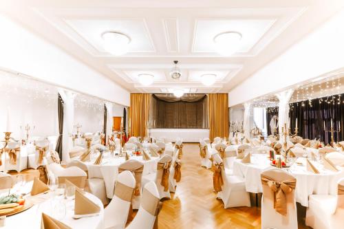 Hotel Rosenheim in Schwentinental