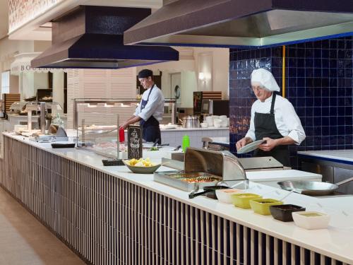 H10 Estepona Palace - image 9