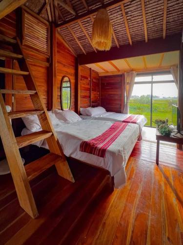 Rancho Oco Mahogany Villa with Swimming Pool in Maugat