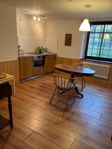 virtuve, Gutsherren Wohnung in Unterschwaningen