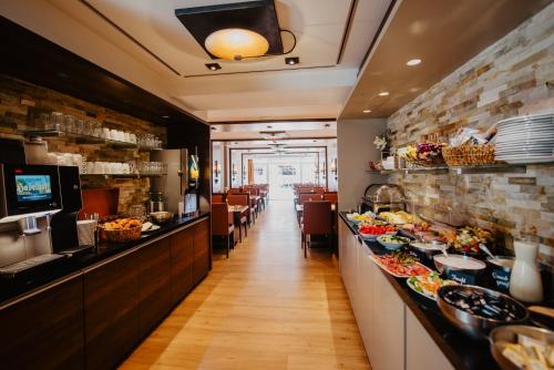 餐飲選擇, 哈塞爾霍夫酒店及餐廳 (Hotel-Restaurant Haselhoff) in 科埃斯費爾德