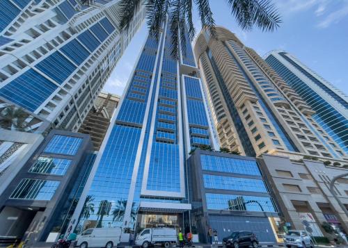 Dream Inn Apartments - Marina Arcade Tower